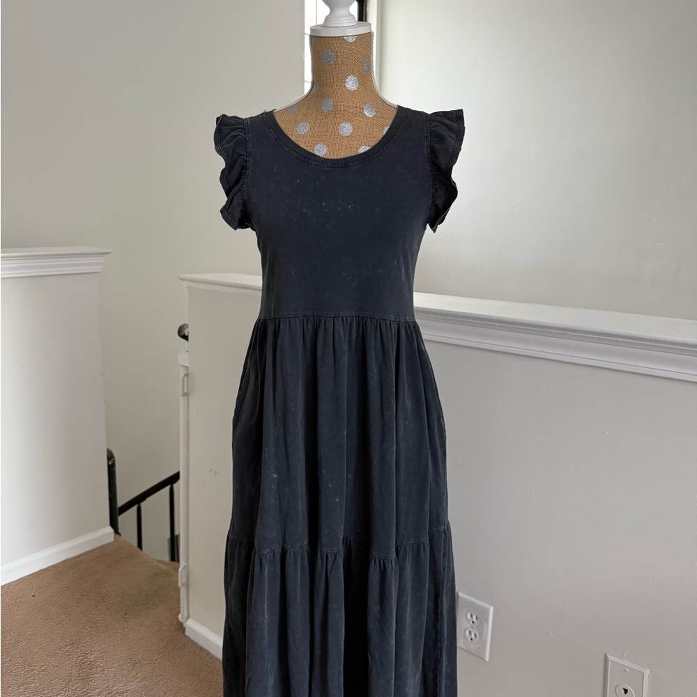 Elegant Black Ruffle Sleeve Dress